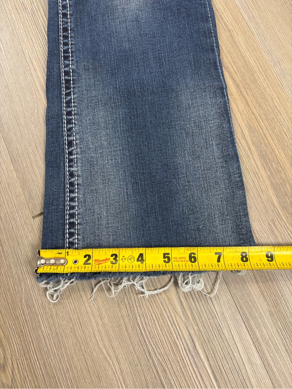 Grace In La Embroidered Flare Jeans - Dark Blue - Picture 5 of 15